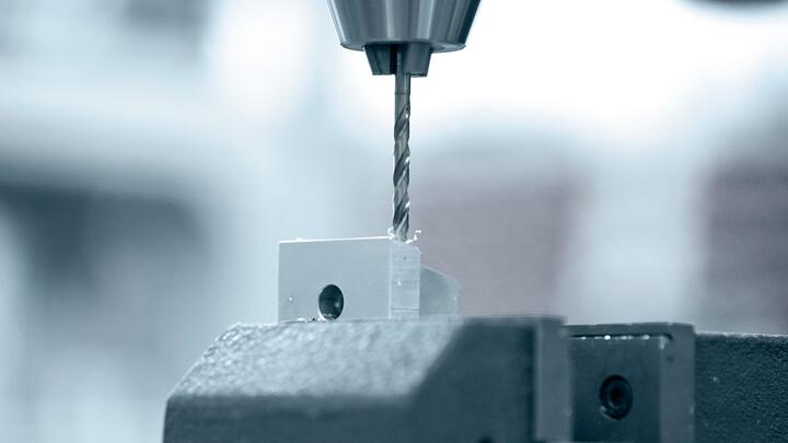 CNC delik delme